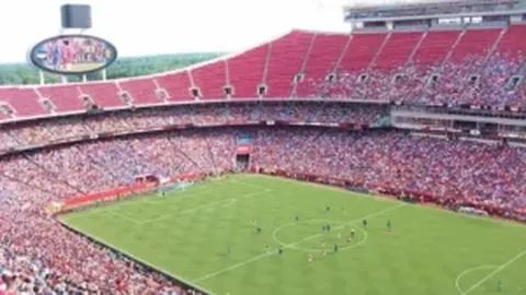 肖国栋喜结良缘，赵心童、张安达等圈内好友共襄盛举