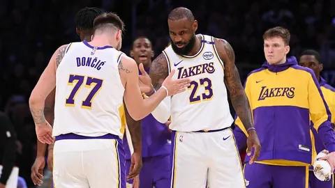 皇马推特发布：球员纷纷在社交平台热议姆巴佩📲💬🔥